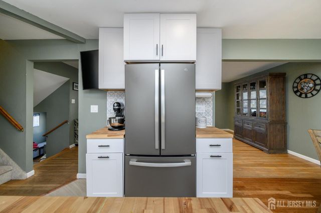 3 Birchwood Road, Jamesburg, NJ 08831