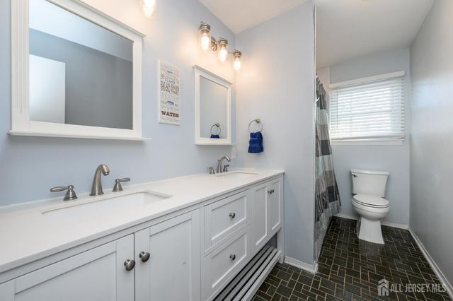 3 Birchwood Road, Jamesburg, NJ 08831