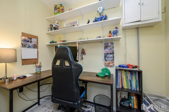 3 Birchwood Road, Jamesburg, NJ 08831