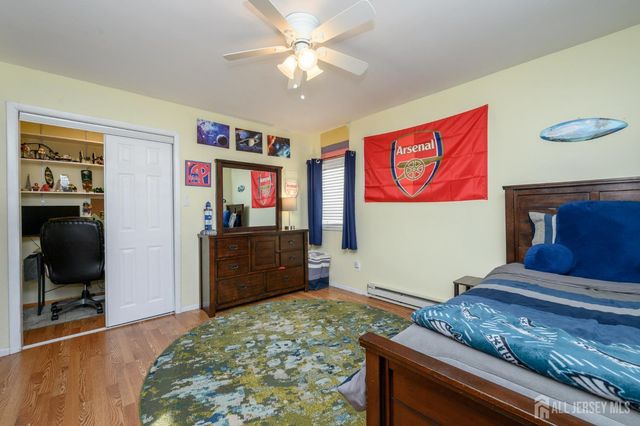 3 Birchwood Road, Jamesburg, NJ 08831