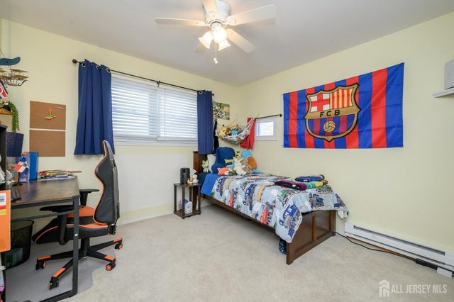 3 Birchwood Road, Jamesburg, NJ 08831