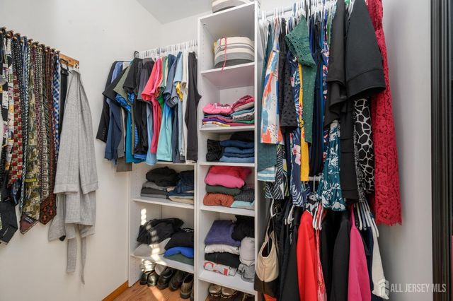 3 Birchwood Road, Jamesburg, NJ 08831