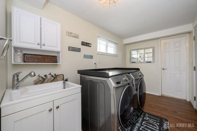 3 Birchwood Road, Jamesburg, NJ 08831