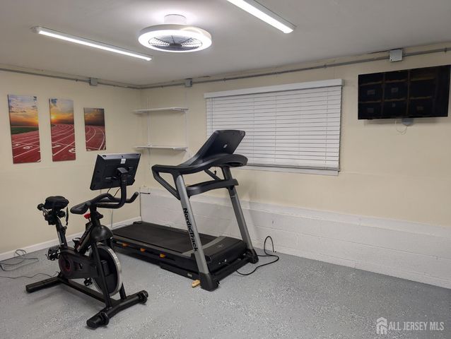 3 Birchwood Road, Jamesburg, NJ 08831