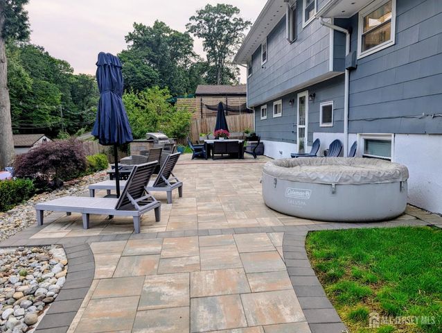 3 Birchwood Road, Jamesburg, NJ 08831