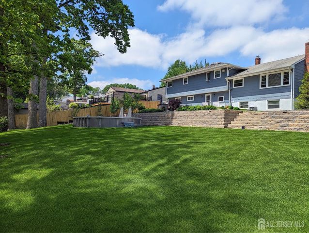 3 Birchwood Road, Jamesburg, NJ 08831