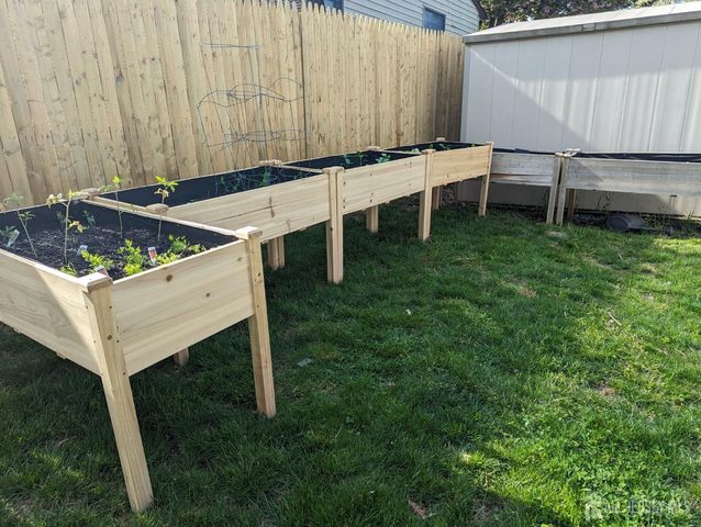 3 Birchwood Road, Jamesburg, NJ 08831