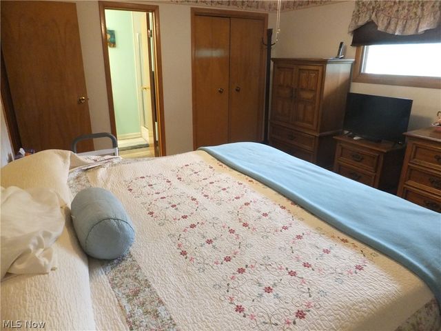 10344 N Church Drive, Parma Heights, OH 44130