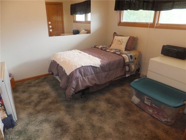 10344 N Church Drive, Parma Heights, OH 44130