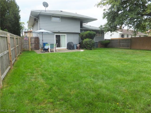 10344 N Church Drive, Parma Heights, OH 44130