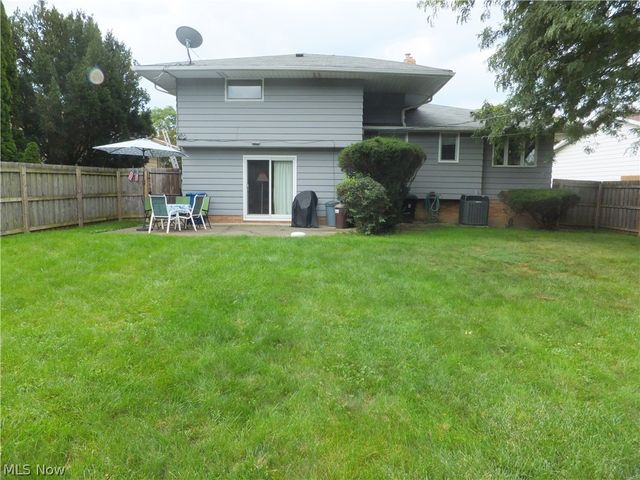 10344 N Church Drive, Parma Heights, OH 44130