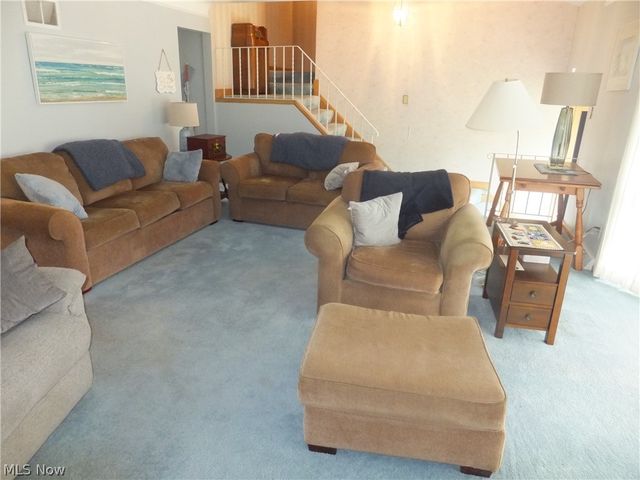 10344 N Church Drive, Parma Heights, OH 44130