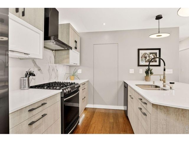 1140 Portland Pl 208, Boulder, CO 80304