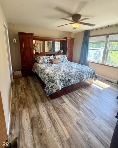 15645 E County Road 500 N, Hope, IN 47246