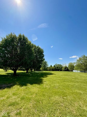 15645 E County Road 500 N, Hope, IN 47246