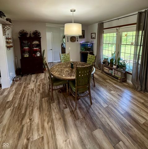 15645 E County Road 500 N, Hope, IN 47246
