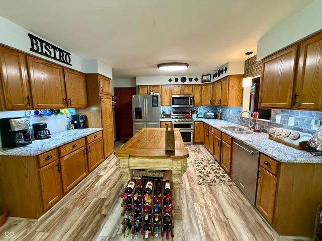 15645 E County Road 500 N, Hope, IN 47246