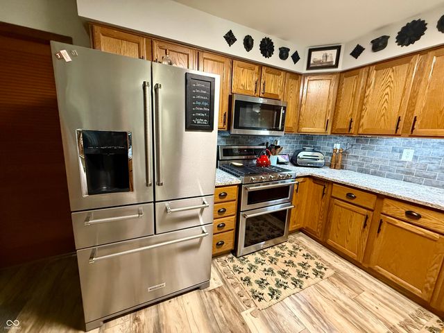 15645 E County Road 500 N, Hope, IN 47246