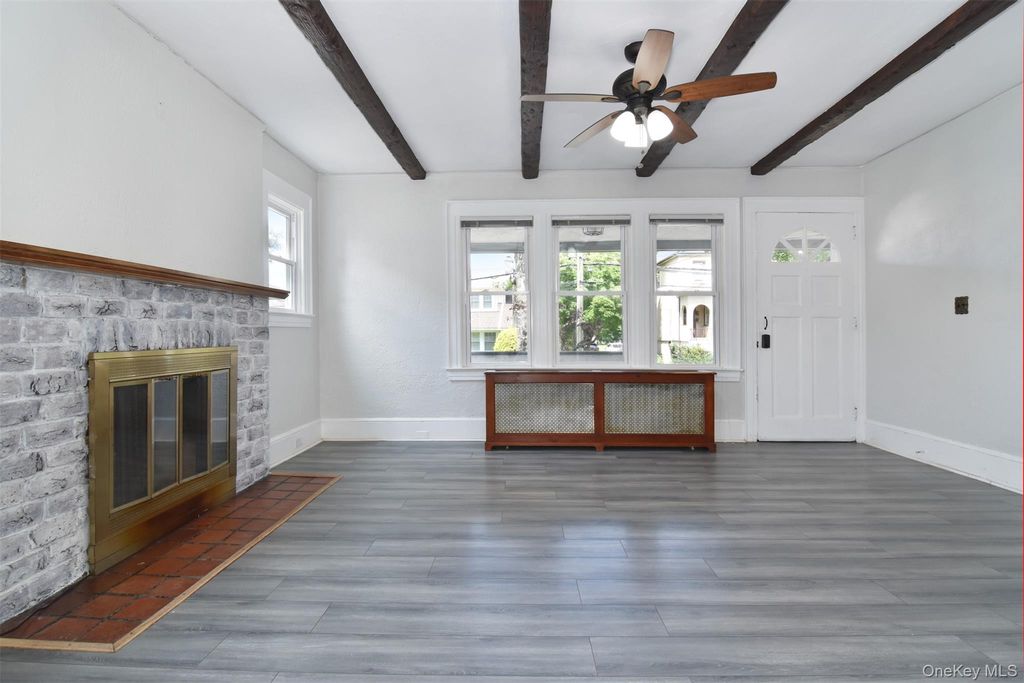 23 Webster Avenue, Harrison, NY 10528 — photo 4