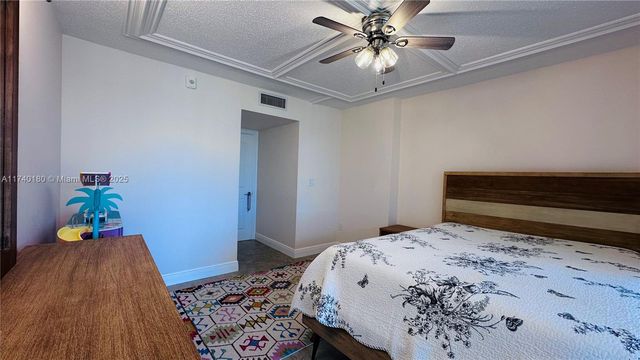 1750 NE 191st St 129-4, Miami, FL 33179