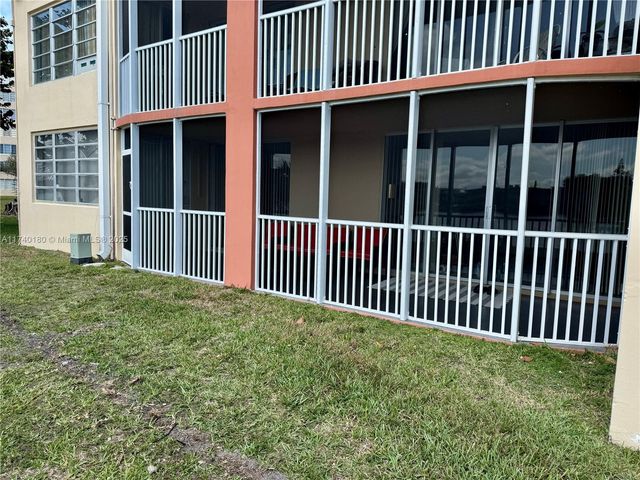 1750 NE 191st St 129-4, Miami, FL 33179