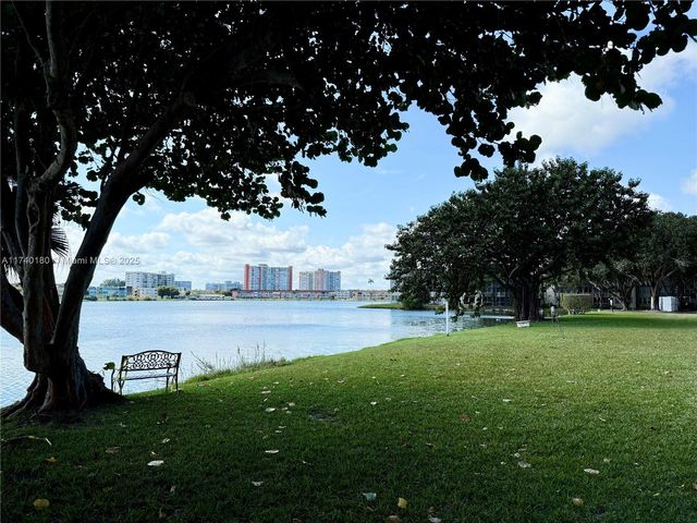 1750 NE 191st St 129-4, Miami, FL 33179