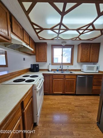 3213 Tayshee Circle, Anchorage, AK 99504