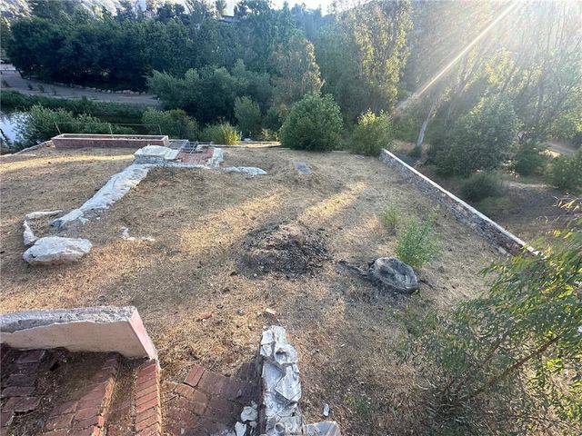 2370 Laguna Circle Drive, Agoura Hills, CA 91301