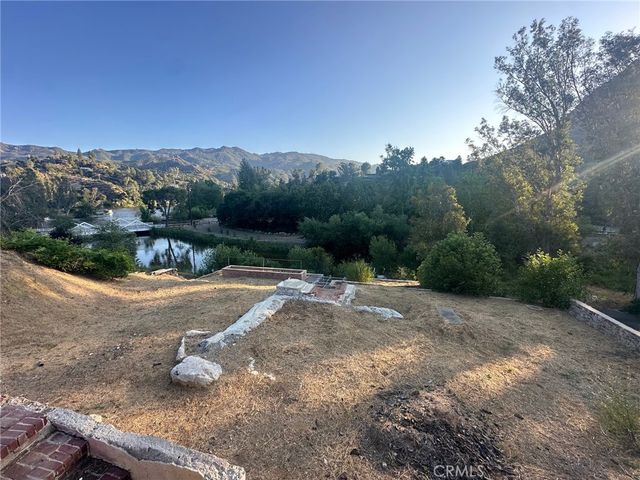 2370 Laguna Circle Drive, Agoura Hills, CA 91301