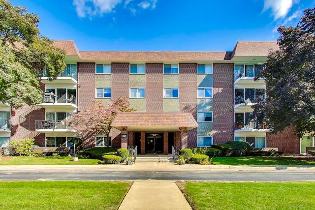1025 S Fernandez Avenue 3B, Arlington Heights, IL 60005