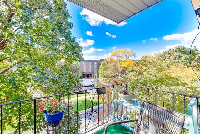 1025 S Fernandez Avenue 3B, Arlington Heights, IL 60005