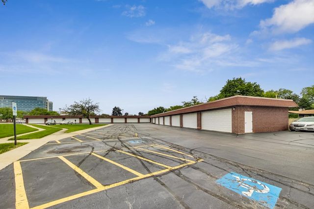 1025 S Fernandez Avenue 3B, Arlington Heights, IL 60005