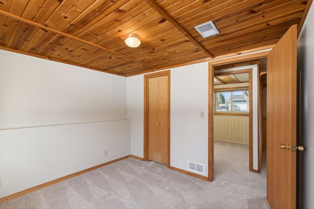 11210 Utah Avenue N, Champlin, MN 55316