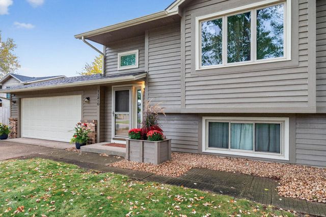 11210 Utah Avenue N, Champlin, MN 55316