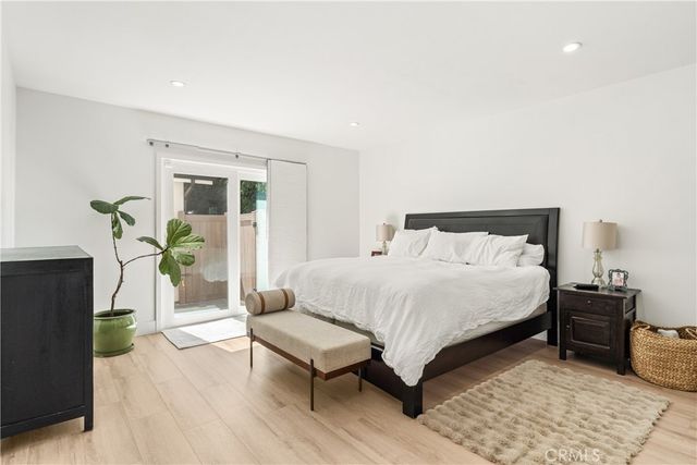 14622 Huston Street, Sherman Oaks, CA 91403