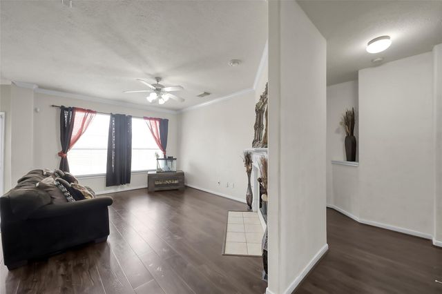 4602 Countrypines Drive, Spring, TX 77388