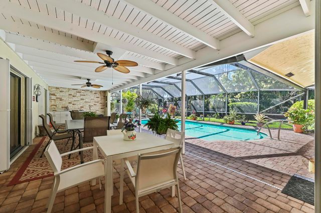 145 Sandy Pine Court, Wellington, FL 33414