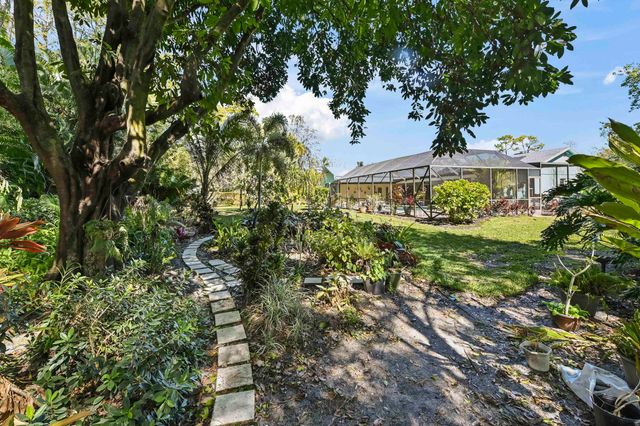 145 Sandy Pine Court, Wellington, FL 33414