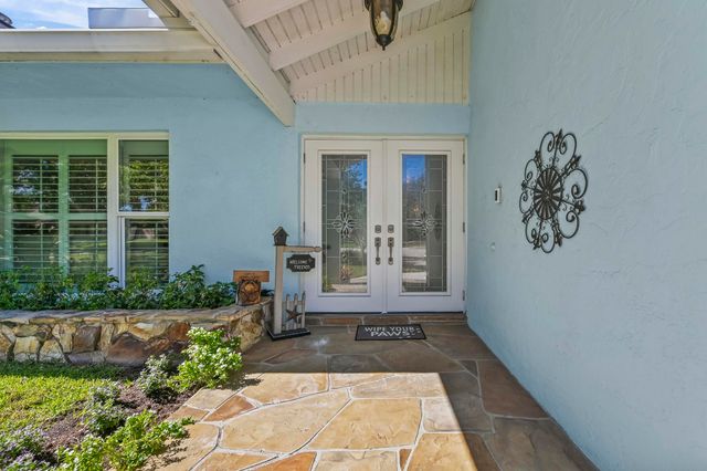 145 Sandy Pine Court, Wellington, FL 33414