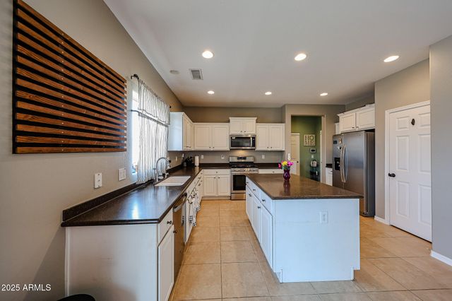 30196 W CRITTENDEN Lane, Buckeye, AZ 85396