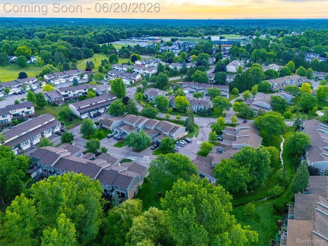 1120 Washington Circle, Northville, MI 48167