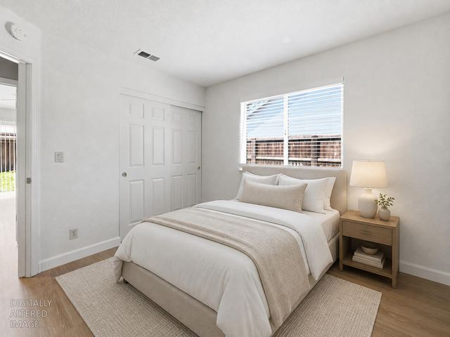 5416 Pearlstone Dr, Antelope, CA 95843
