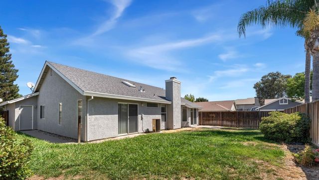 5416 Pearlstone Dr, Antelope, CA 95843