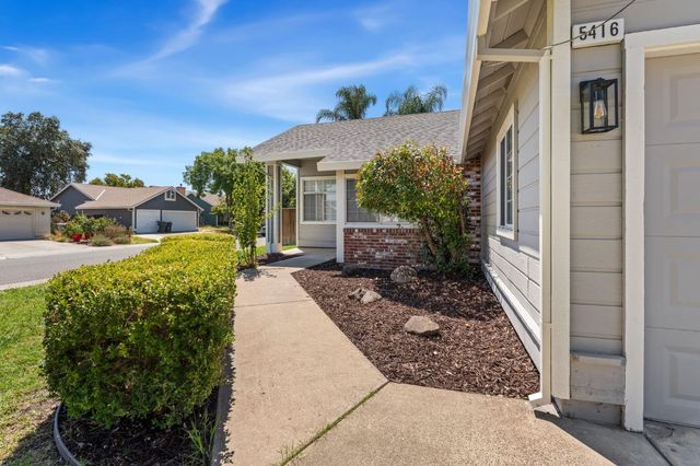 5416 Pearlstone Dr, Antelope, CA 95843