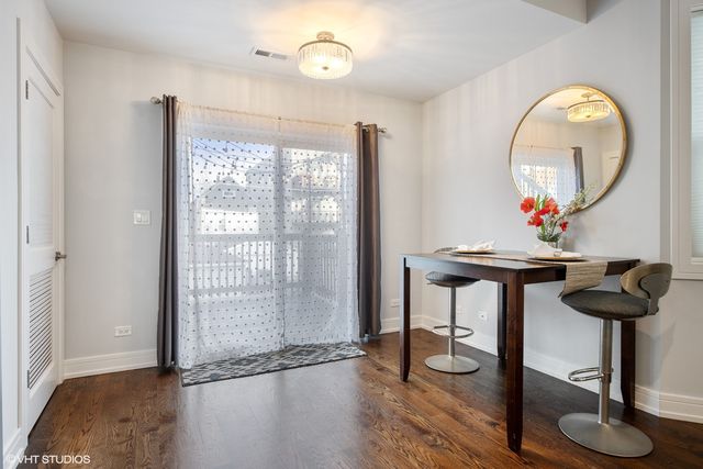 3121 N Monticello Avenue 2, Chicago, IL 60618