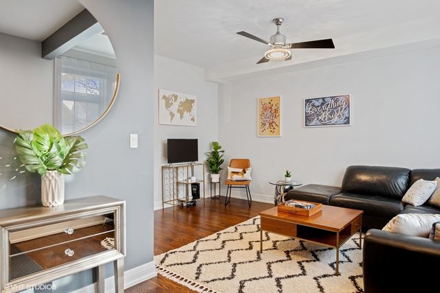 3121 N Monticello Avenue 2, Chicago, IL 60618