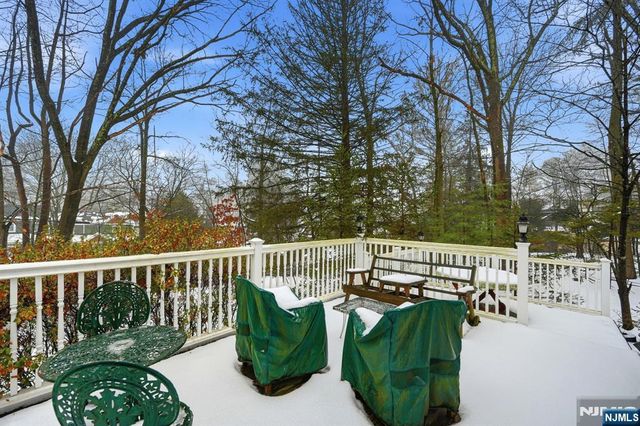 72 Fremont Avenue, Park Ridge, NJ 07656