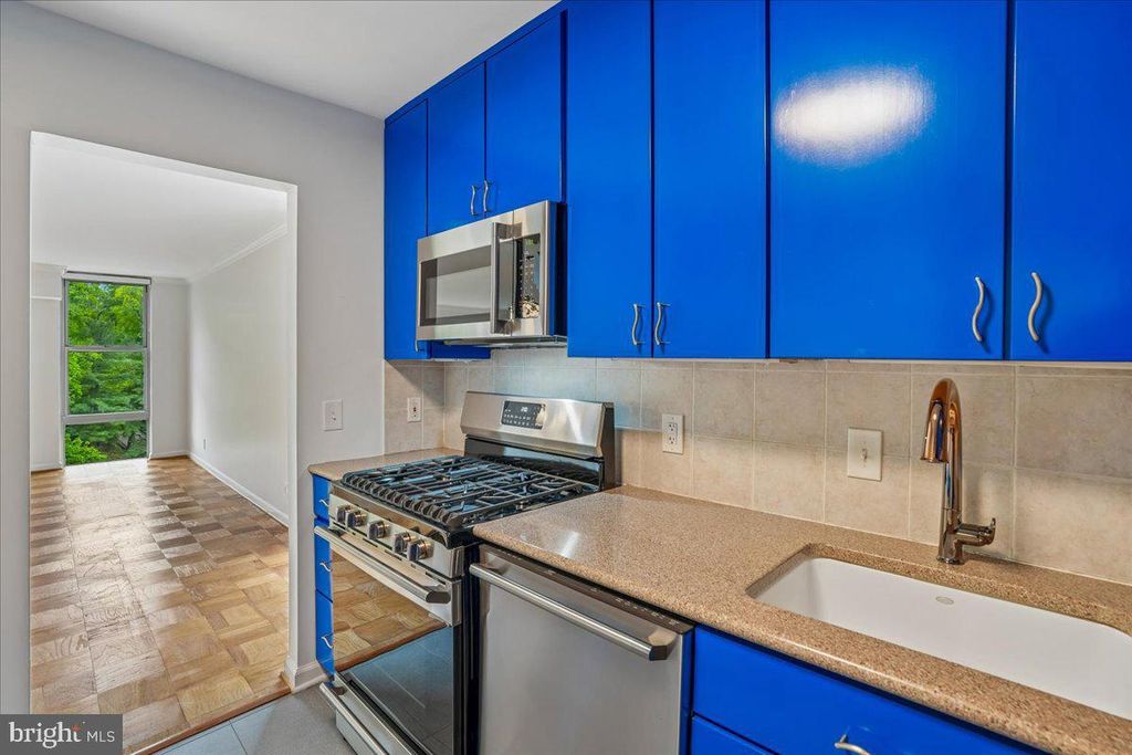 Image 16 of property listing at 9039 SLIGO CREEK PKWY #516, Silver Spring, MD 20901
