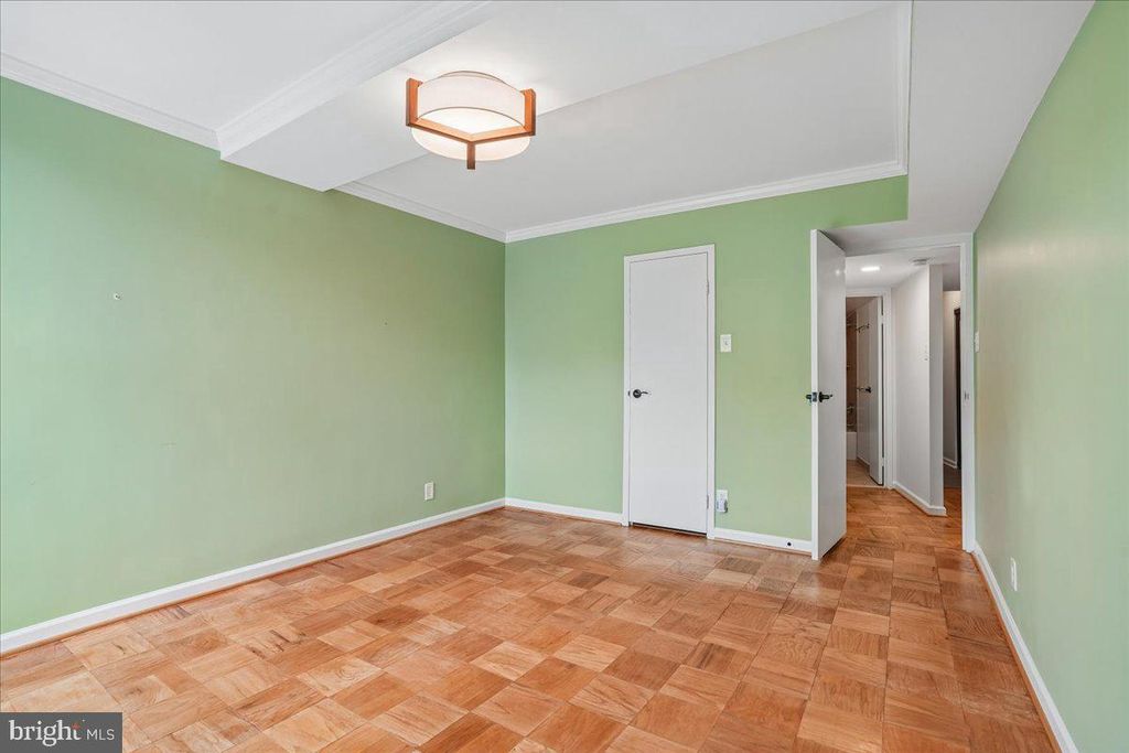 Image 27 of property listing at 9039 SLIGO CREEK PKWY #516, Silver Spring, MD 20901