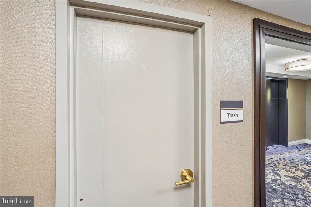 Image 34 of property listing at 9039 SLIGO CREEK PKWY #516, Silver Spring, MD 20901